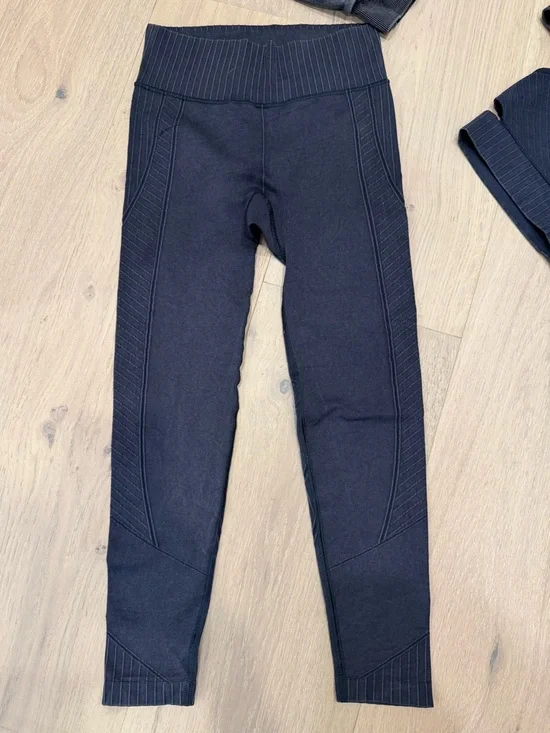 Active Set - Picture 4 of 4